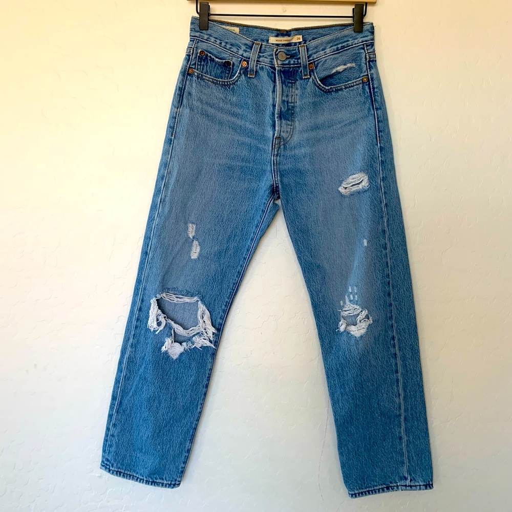 Levi’s Wedgie Straight leg. Size: 26. Excellent condition. You will ♥️ these!! - Picture 2 of 12